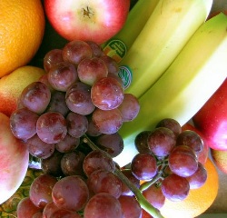 eat fruit
